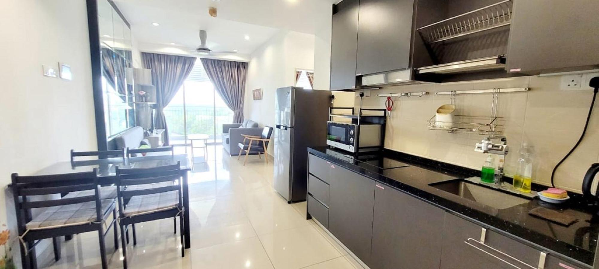 Hostahome Suites At Encorp Marina, Mins To Legoland Malaysia Nusajaya  Rum bild